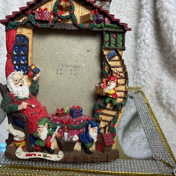 GRANDEUR NOEL POLYRESIN SANTA WORKSHOP HANDPAINTED PHOTO FRAME 5x6. - Picture 13 of 15